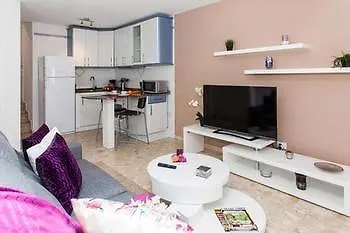 קורלחו Villa Geminis ספרד