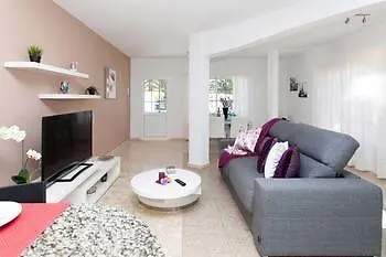 קורלחו Villa Geminis