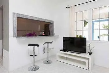 קורלחו Villa Geminis